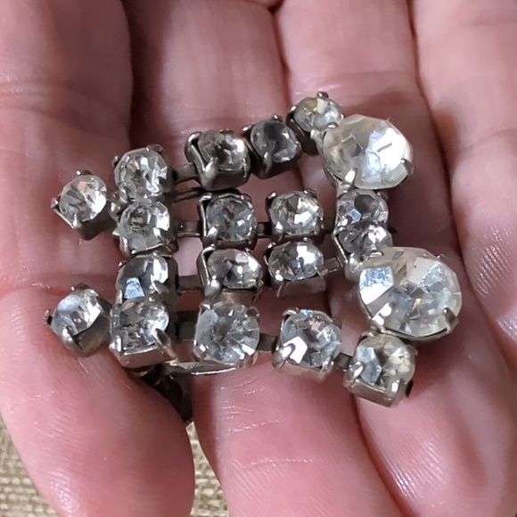 Vintage Rhinestone Coro Screw Back Earrings - Picture 2 of 3